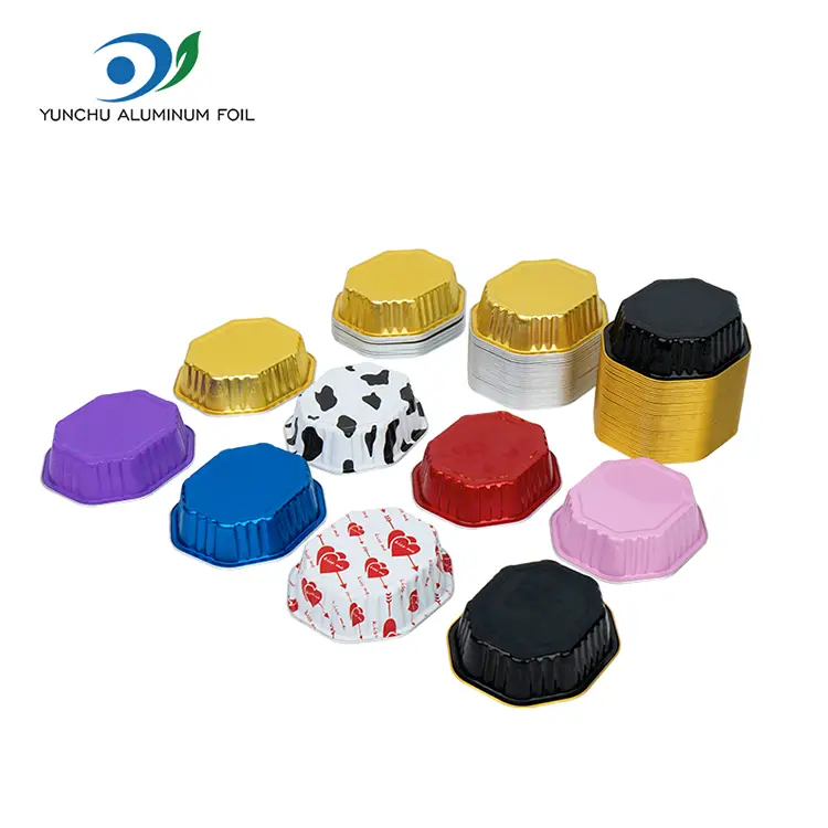 Erityisen muotoinen kakkukuppi Smoothin alumiinifolioastiat