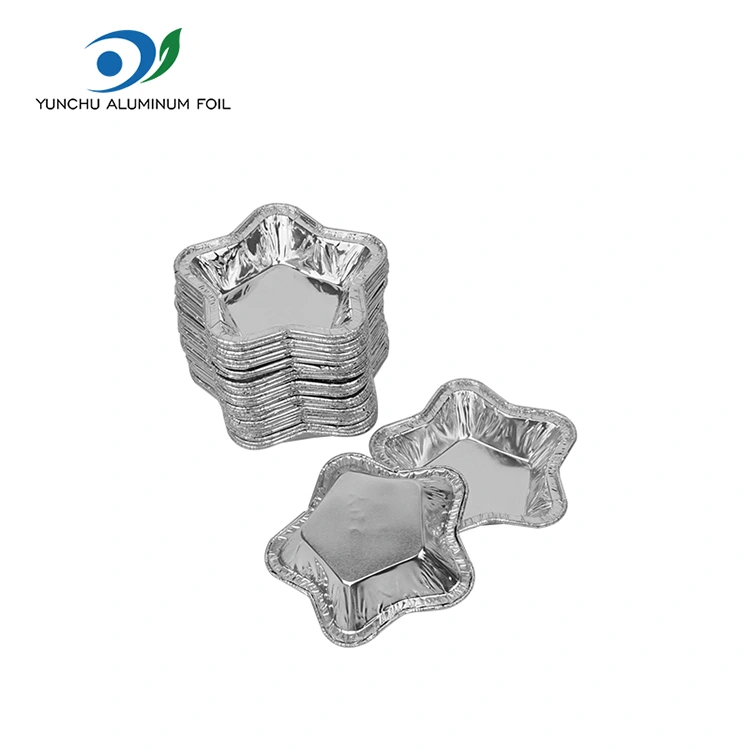 Tähden muotoiset alumiinifoliosta valmistetut torttukupit leivontaan Alumiinifolioruokapakkaus